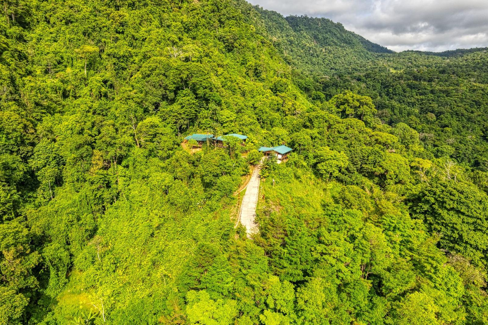 25 Hectare Retreat Center for Sale in Tinamastes — photo 5