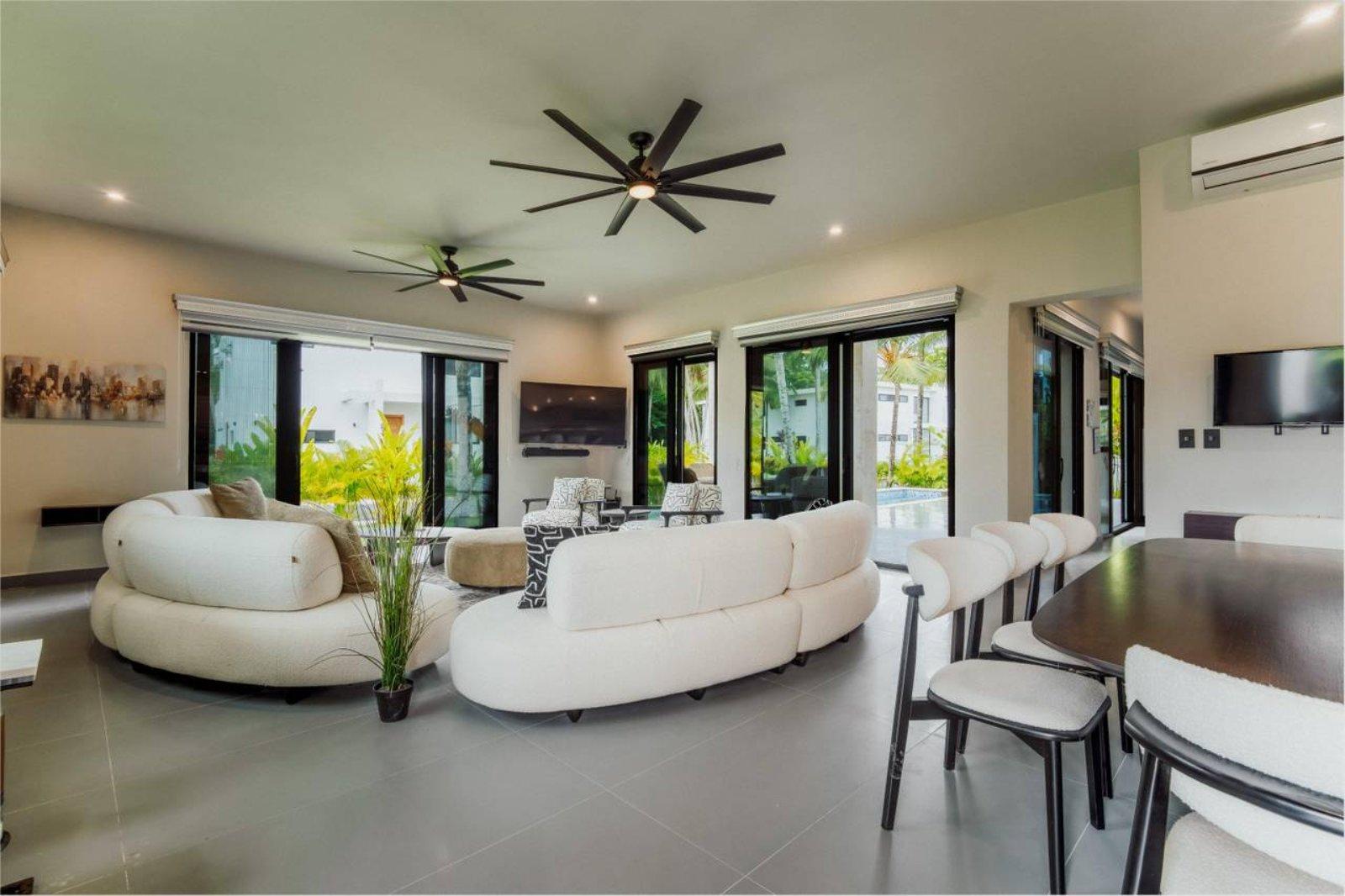 4 Bedroom Villa for Sale, Las Palmeras, Playa Cosón, Las Terrenas, Dominican Republic — photo 2