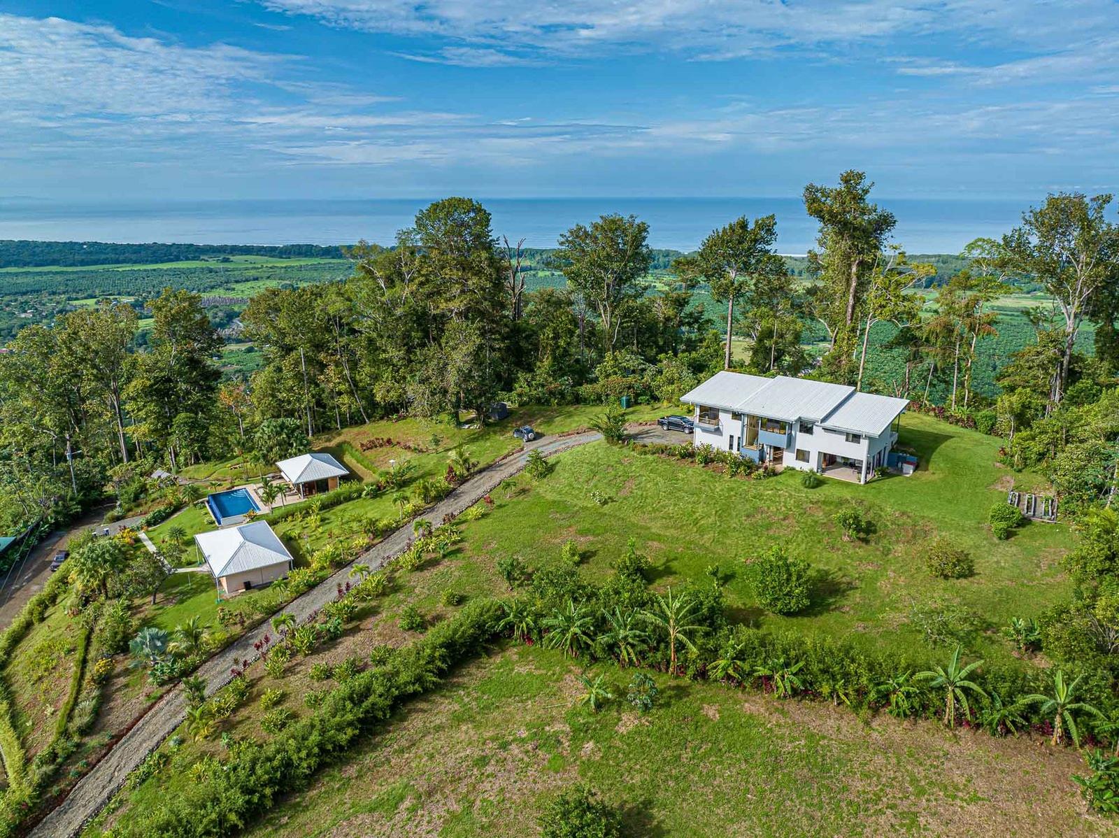 6 Bedroom Home for Sale in Portalon, Manuel Antonio, Puntarenas, Costa Rica — photo 3