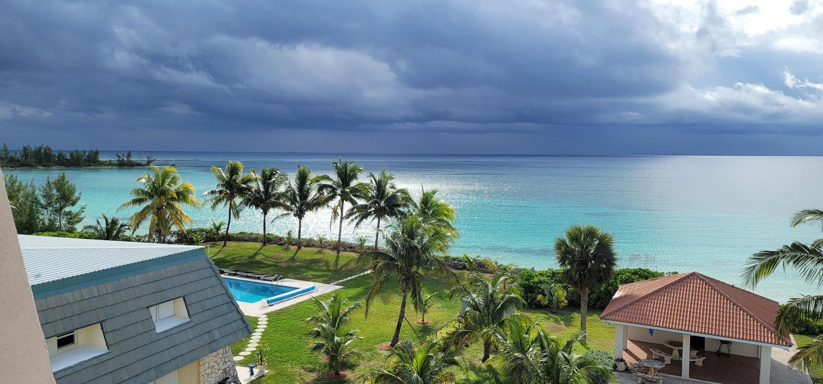 2-bedroom apartment in Williamstown, Grand Bahama, beachfront — photo 4