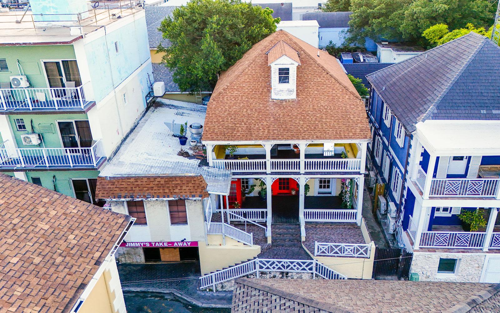 Commercial Property for sale - Charlotte Street Commercial Building, Downtown, Bahamas — photo 2