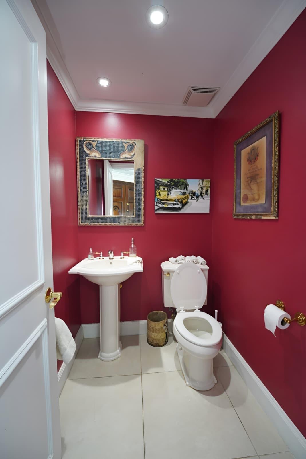 3-bedroom apartment in Bayroc, West Bay Street, Nassau — photo 3