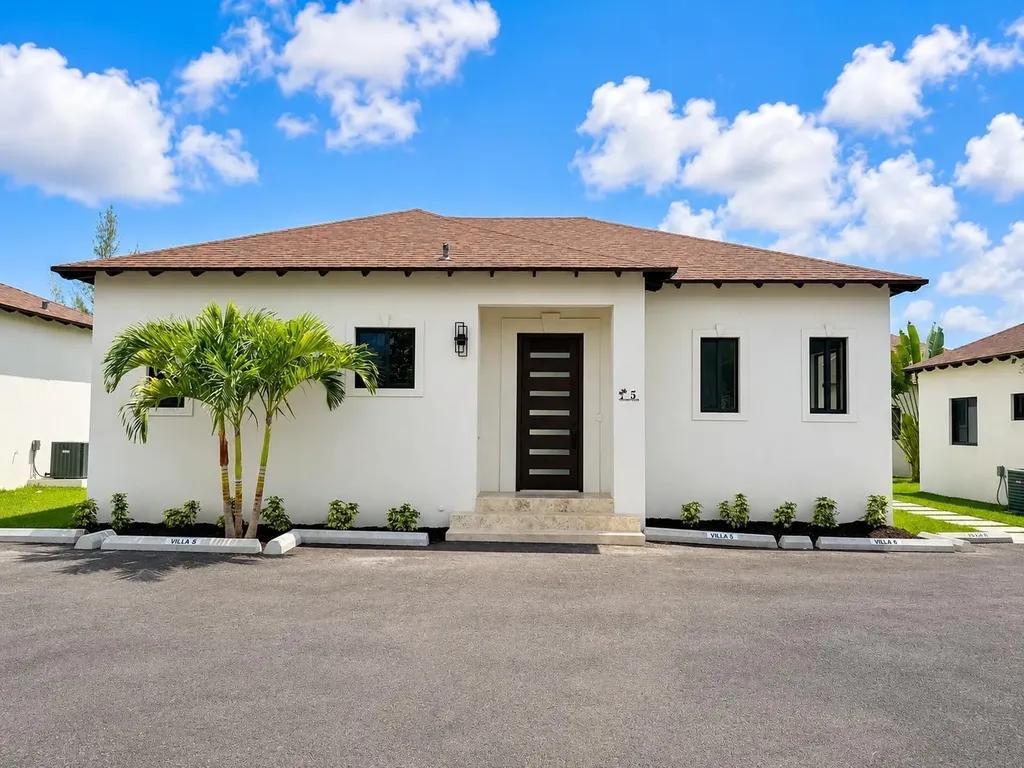 3-bedroom villa in Paradise Island, Treviso Villas — photo 1