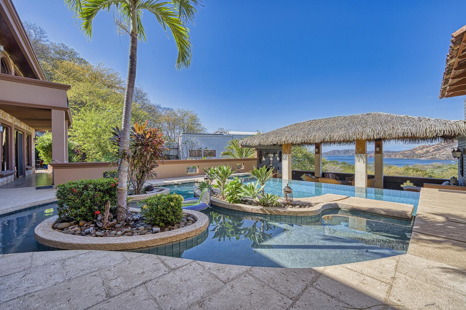 7 Bedroom Ocean-View Home for Sale, Playa Hermosa, Guanacaste, Costa Rica — photo 1