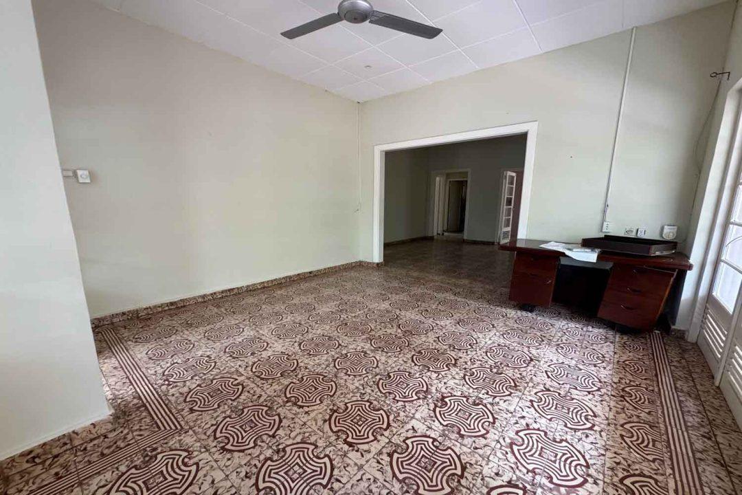 Authentic Tropical 4-Bedroom Home with Exceptional Potential in Gaitu, Curaçao — photo 4