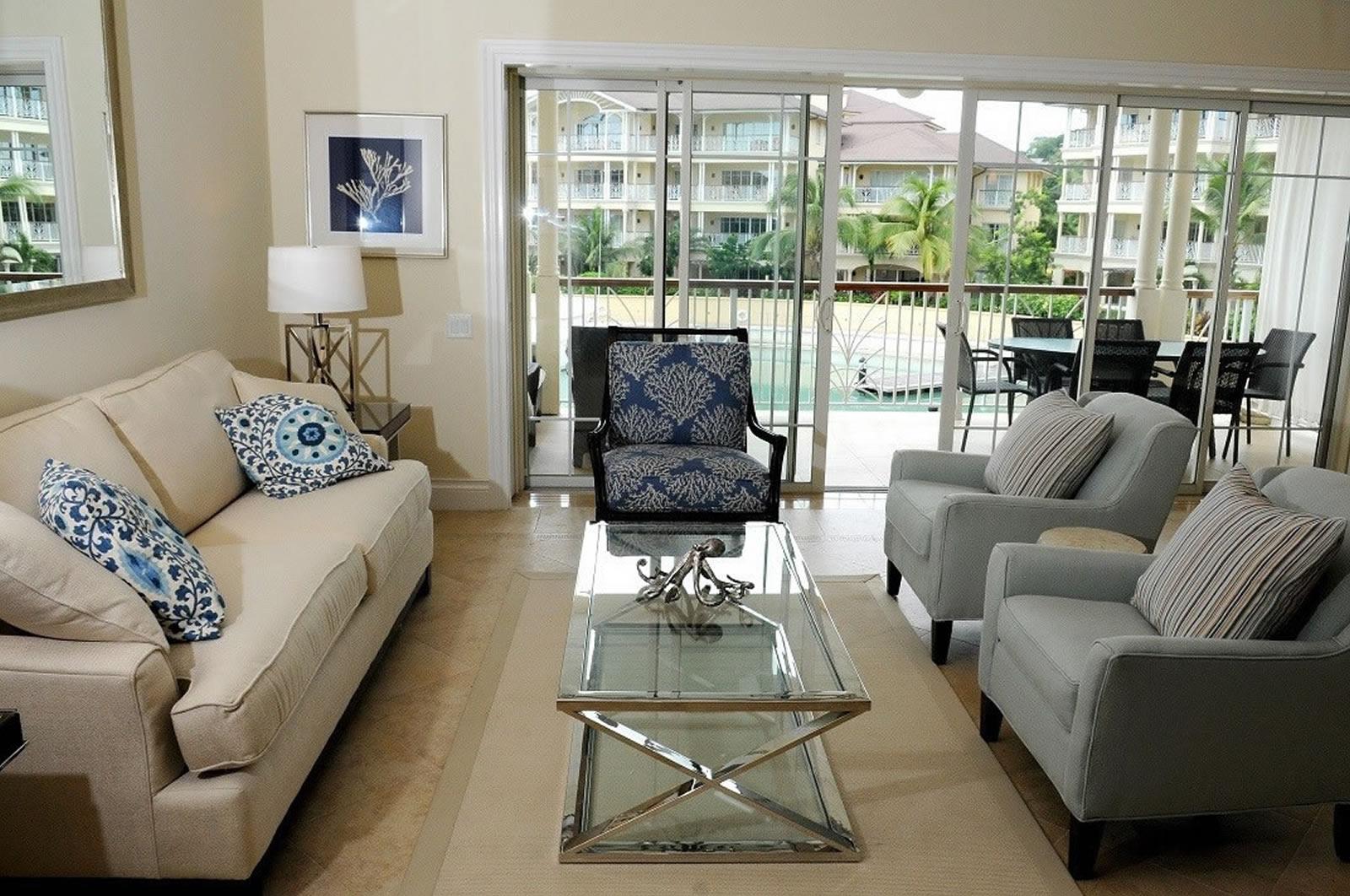 2-bedroom apartment in The Landings, Rodney Bay with marina views — photo 3