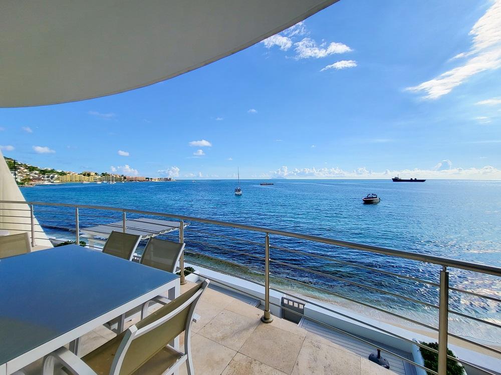 2-bedroom beachfront condo in Simpson Bay, Sint Maarten — photo 2