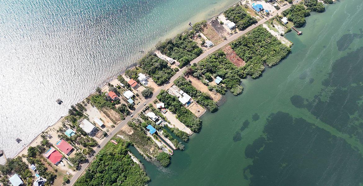 Lot 185 — The Perfect Beachfront Lot — photo 2