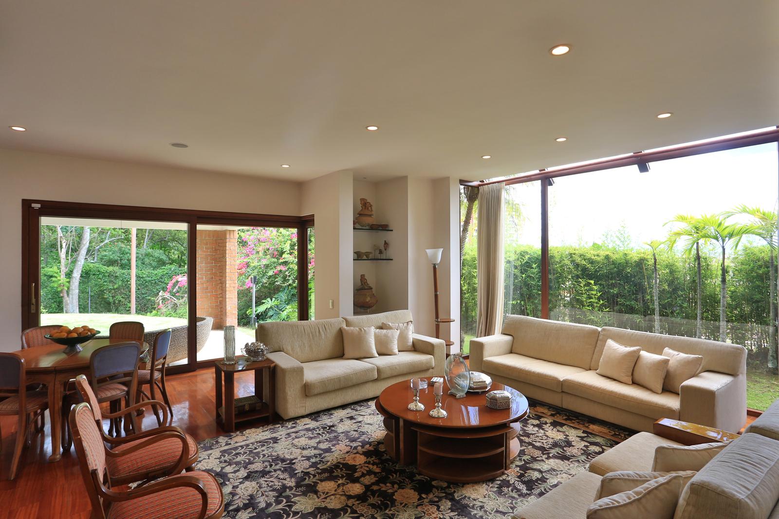 Spacious 3 Bedroom Home for Sale, Jaboncillos, Escazu, Costa Rica — photo 4