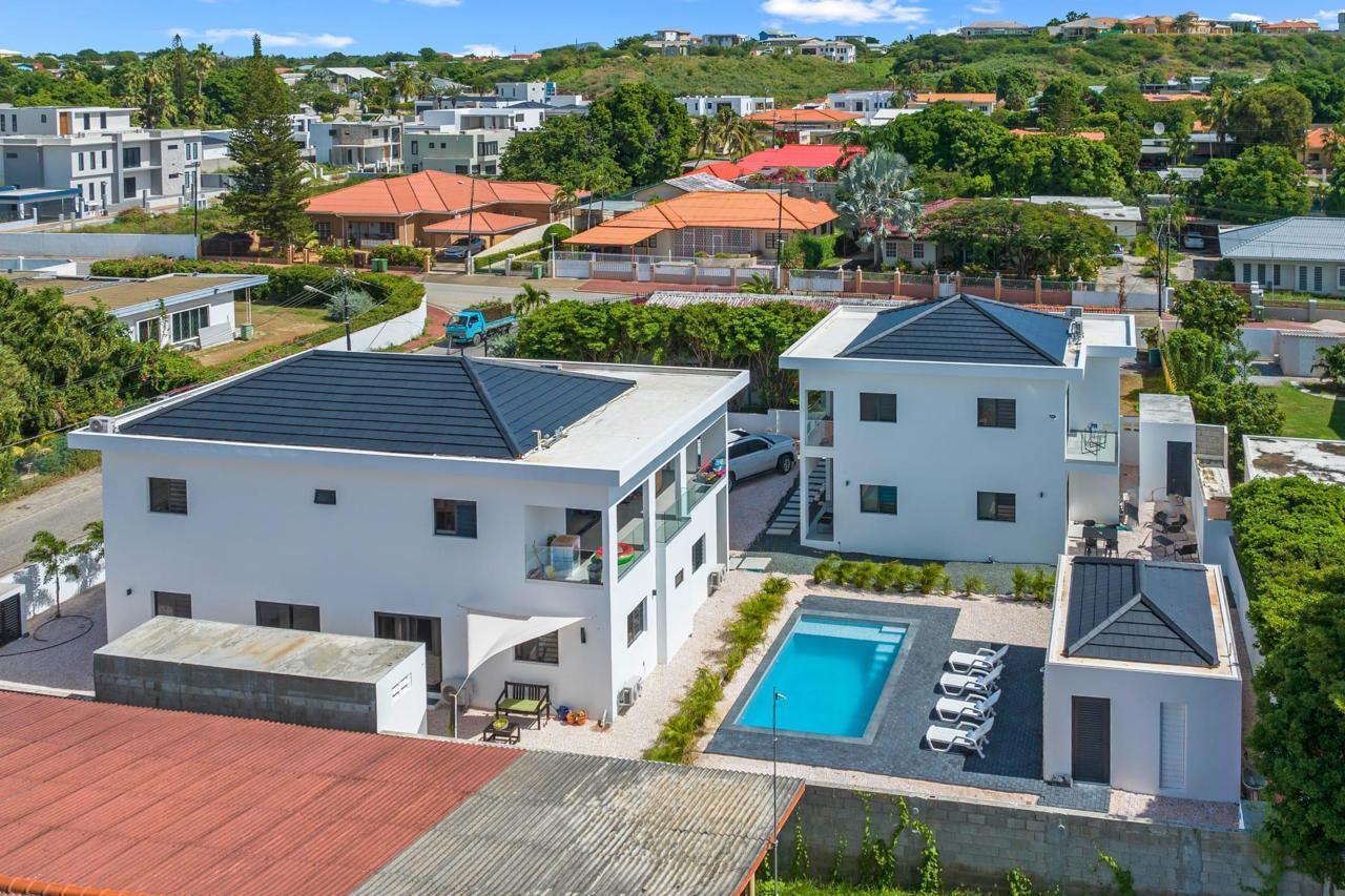 2 bedroom apartment in Zenzi Apartments, Matancia, Curaçao — photo 1