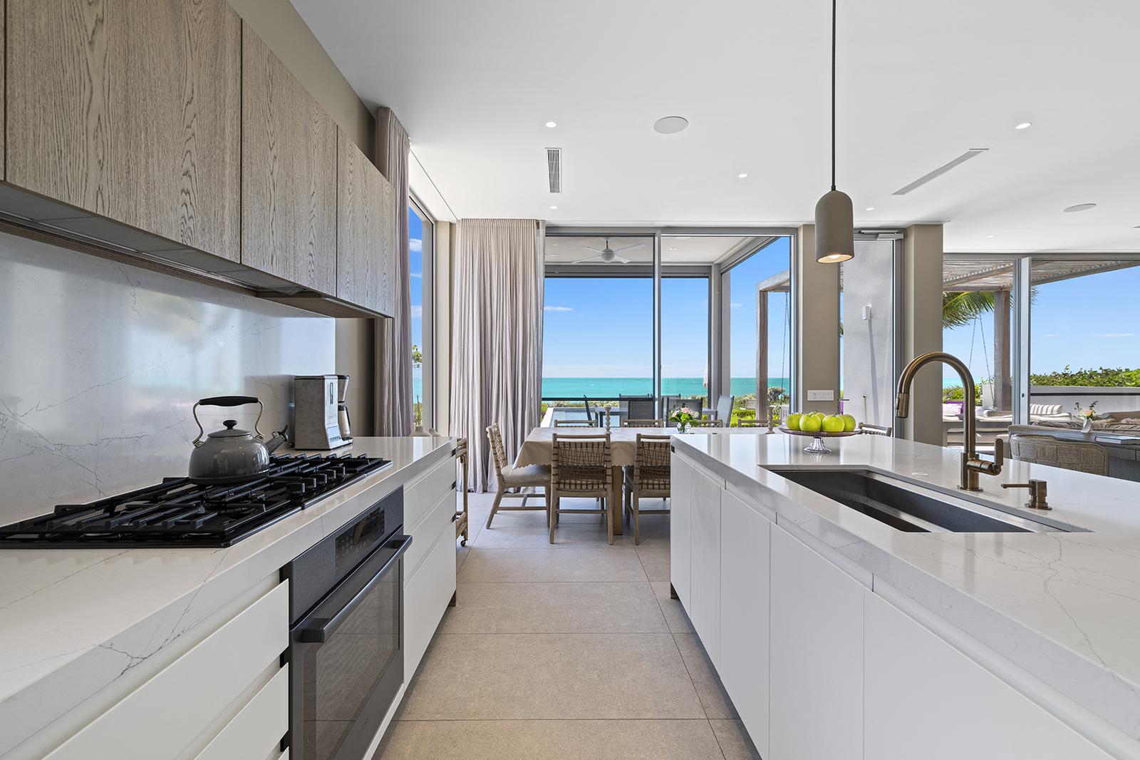 5-bedroom villa in South Bank, Providenciales — photo 3