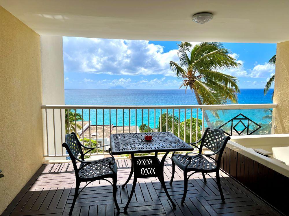 Studio condo at Sapphire Beach Club in Cupecoy, Sint Maarten — photo 1