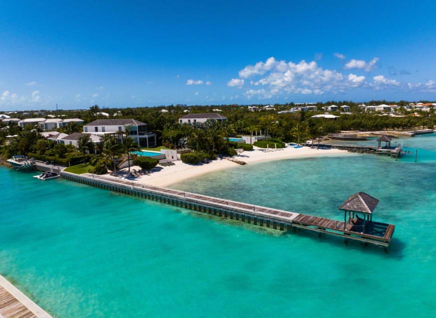 Blue Cay Estate Beach & Canal Front — photo 3