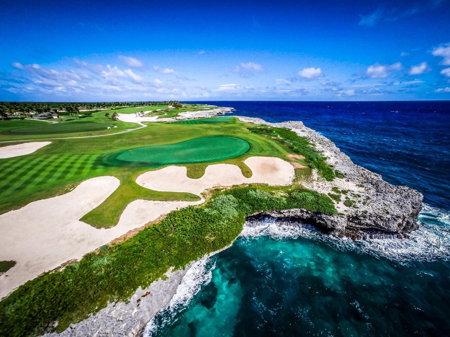 Design Your Dream Villa In Prestigious Punta Cana Village — photo 1