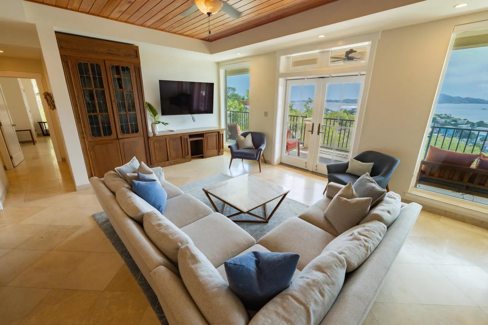 3 Beds 3 Baths 2,584 Sqft Condo at The Hills, St. John — photo 2