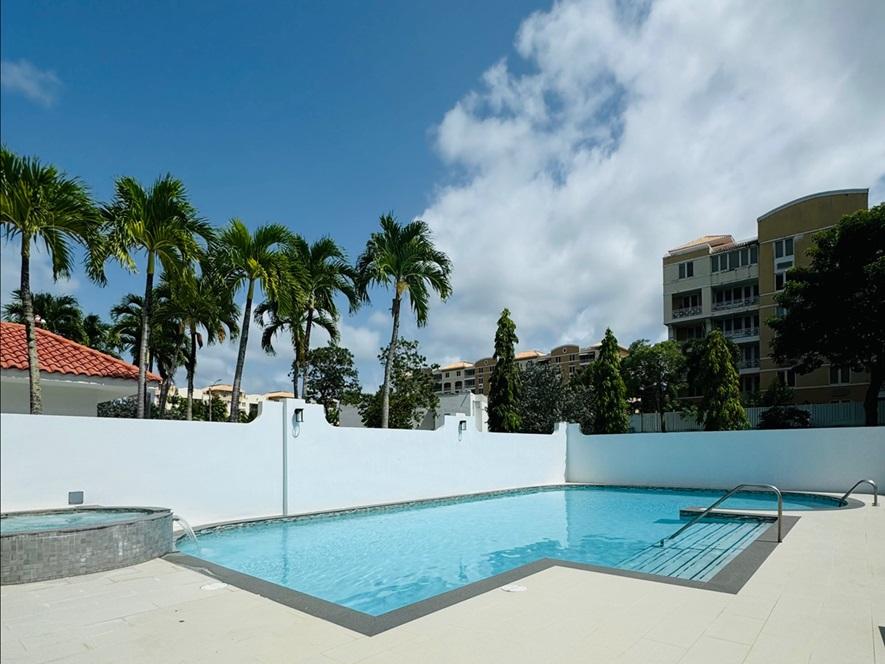 Estancias Reales Elegant 5BR Home — photo 2