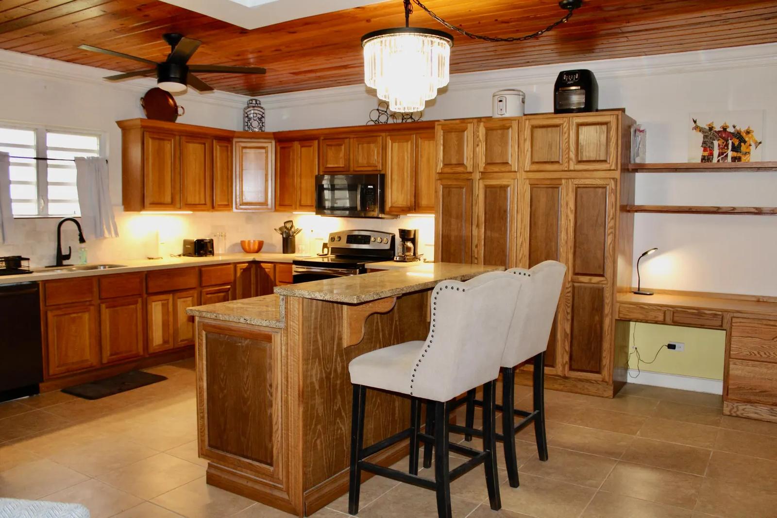 3 Bed 2.5 Bath Home in La Reine, US Virgin Islands — photo 2