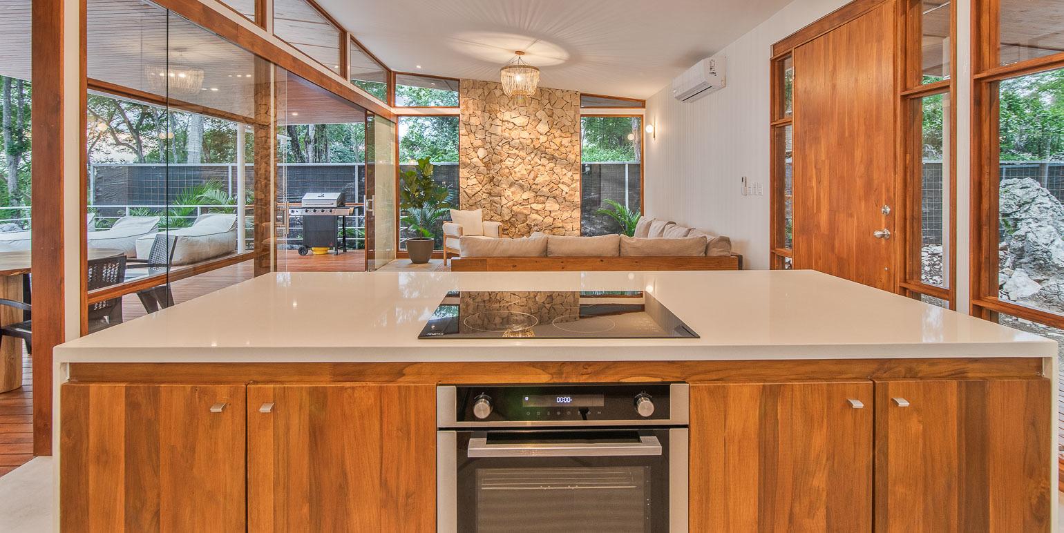 2 Bedroom Home for Sale, Santa Teresa, Puntarenas, Costa Rica — photo 4