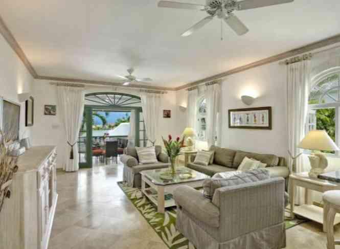 Townhouse in Tamarind Row — photo 4