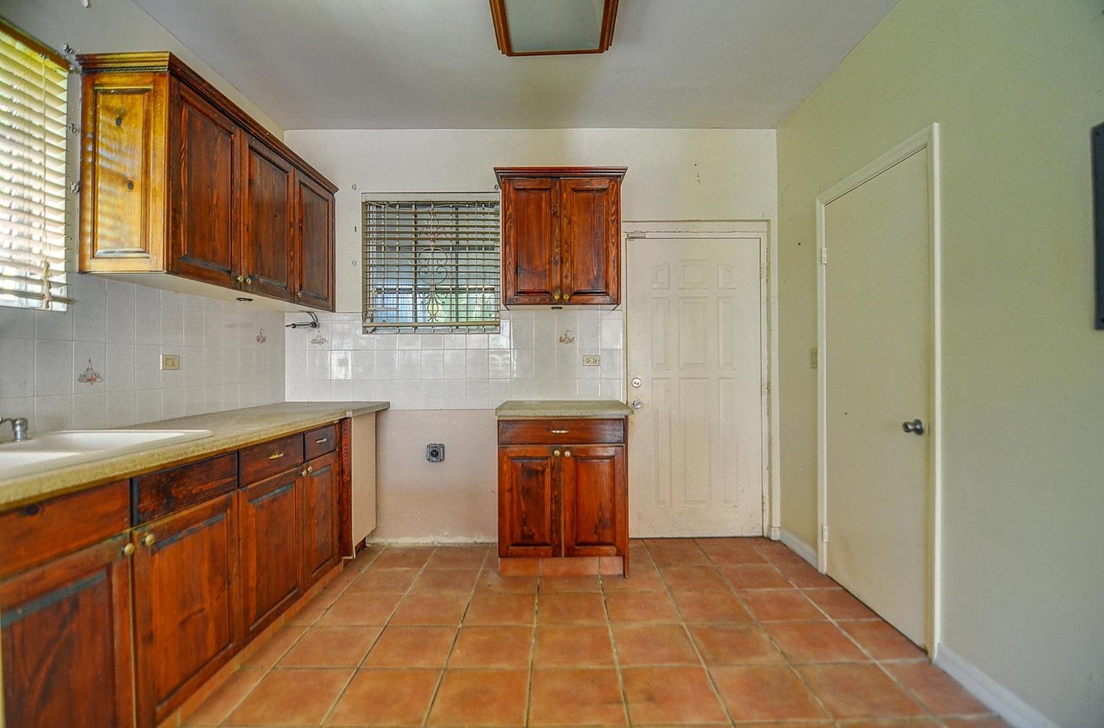 2 bedroom Apartment for sale — COUNTRY CLUB ESTATES — photo 5