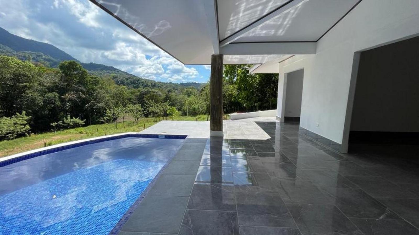 56 Acres of Ocean-View Land with Starter Home in Tres Rios, Puntarenas — photo 3