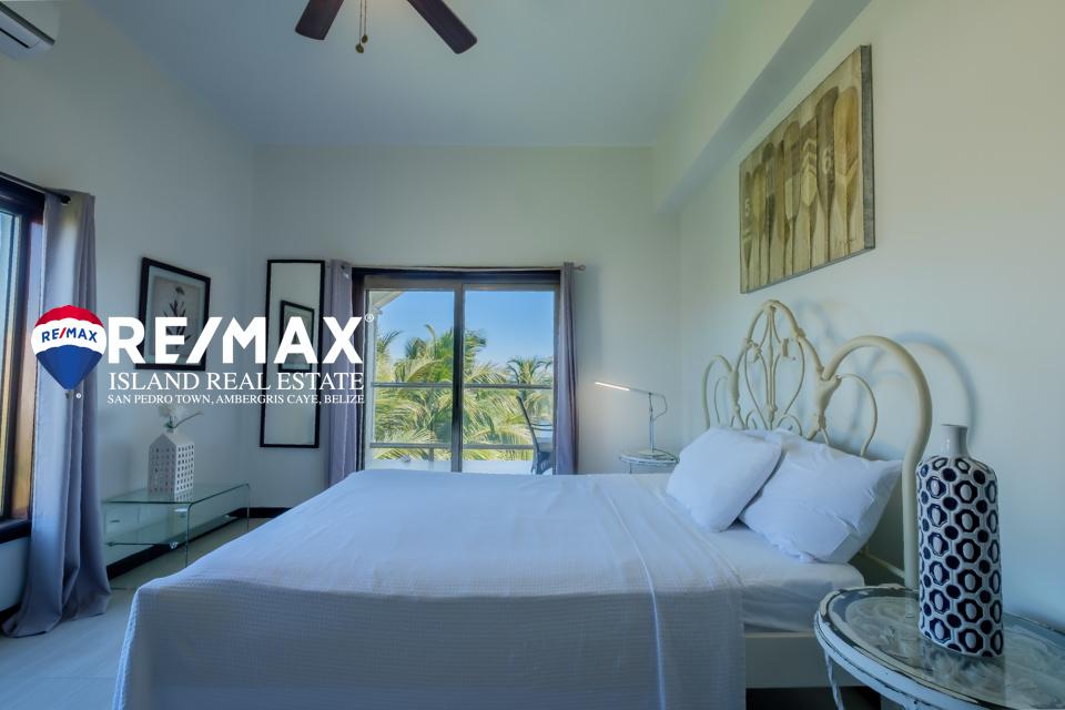 Blue Water Beach Villas Unit D3 Belize Beachfront Condo for Sale — photo 2