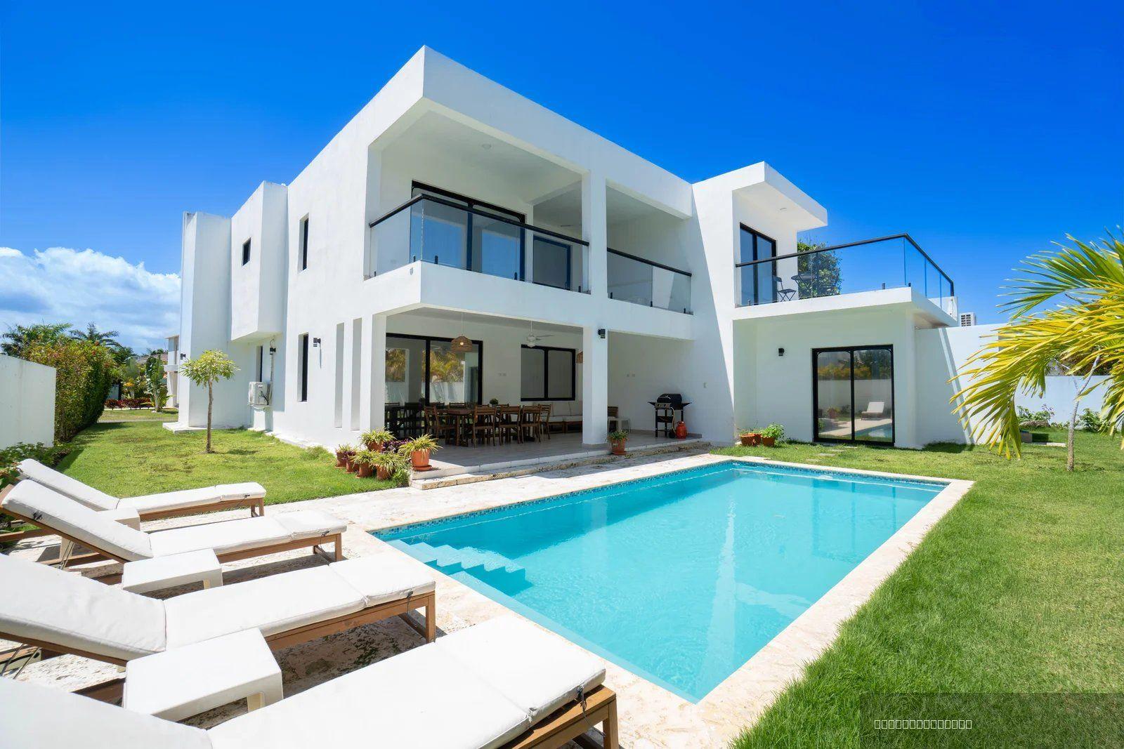 Modern Villa for Sale in Sosua Ocean Village, Sosúa with Rental Potential — photo 1