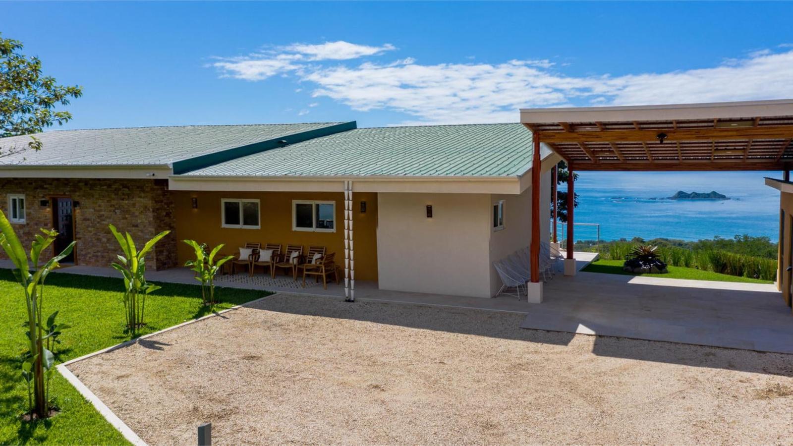 4 Bedroom Luxury Ocean-View Home for Sale in Uvita, Puntarenas, Costa Rica — photo 3
