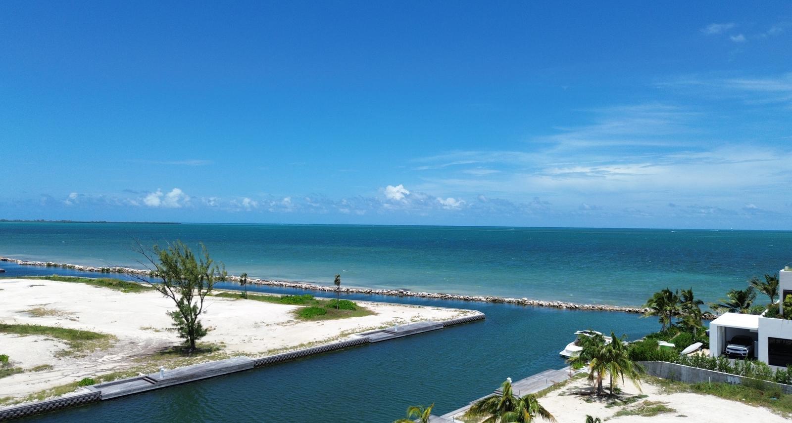 Diamond's Edge Lot 14 - Spectacular Sea Views — photo 1