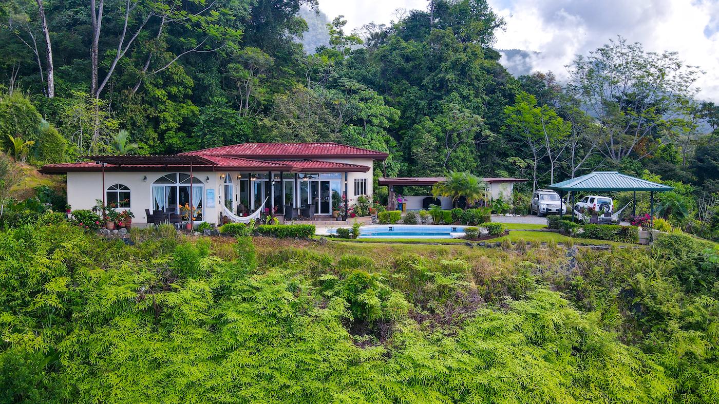 3 Bedroom Home for Sale, Cinco Ventanas, Ojochal, Puntarenas, Costa Rica — photo 1