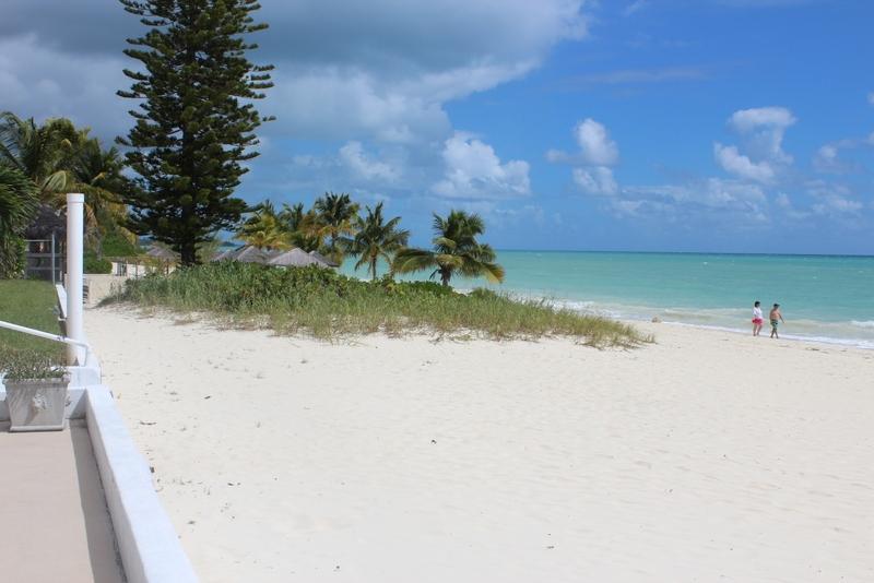2-bedroom apartment in Riviera Towers, Grand Bahama — photo 4