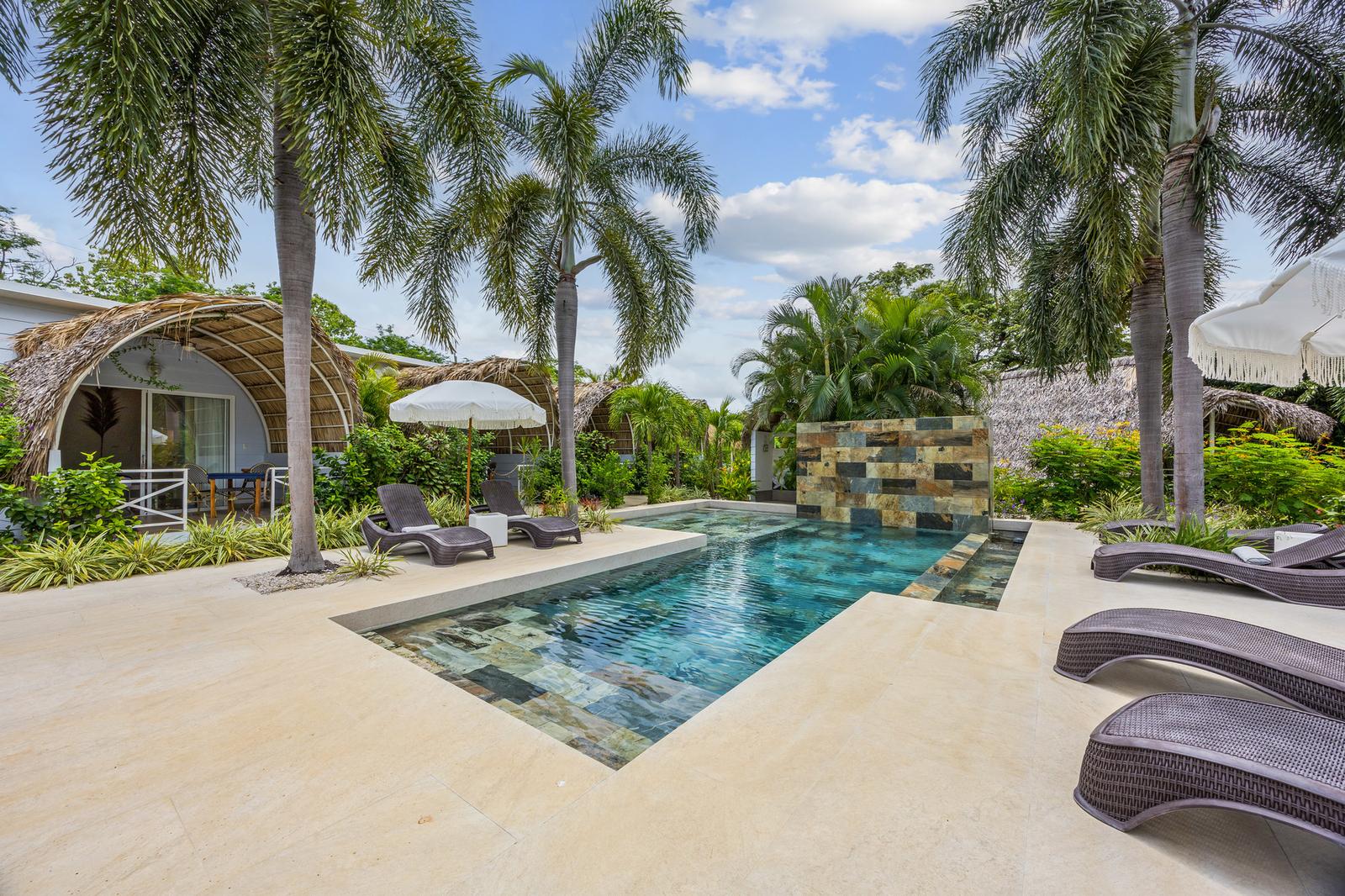 10 Bedroom Boutique Hotel for Sale, Villa Real, Tamarindo, Guanacaste, Costa Rica — photo 1