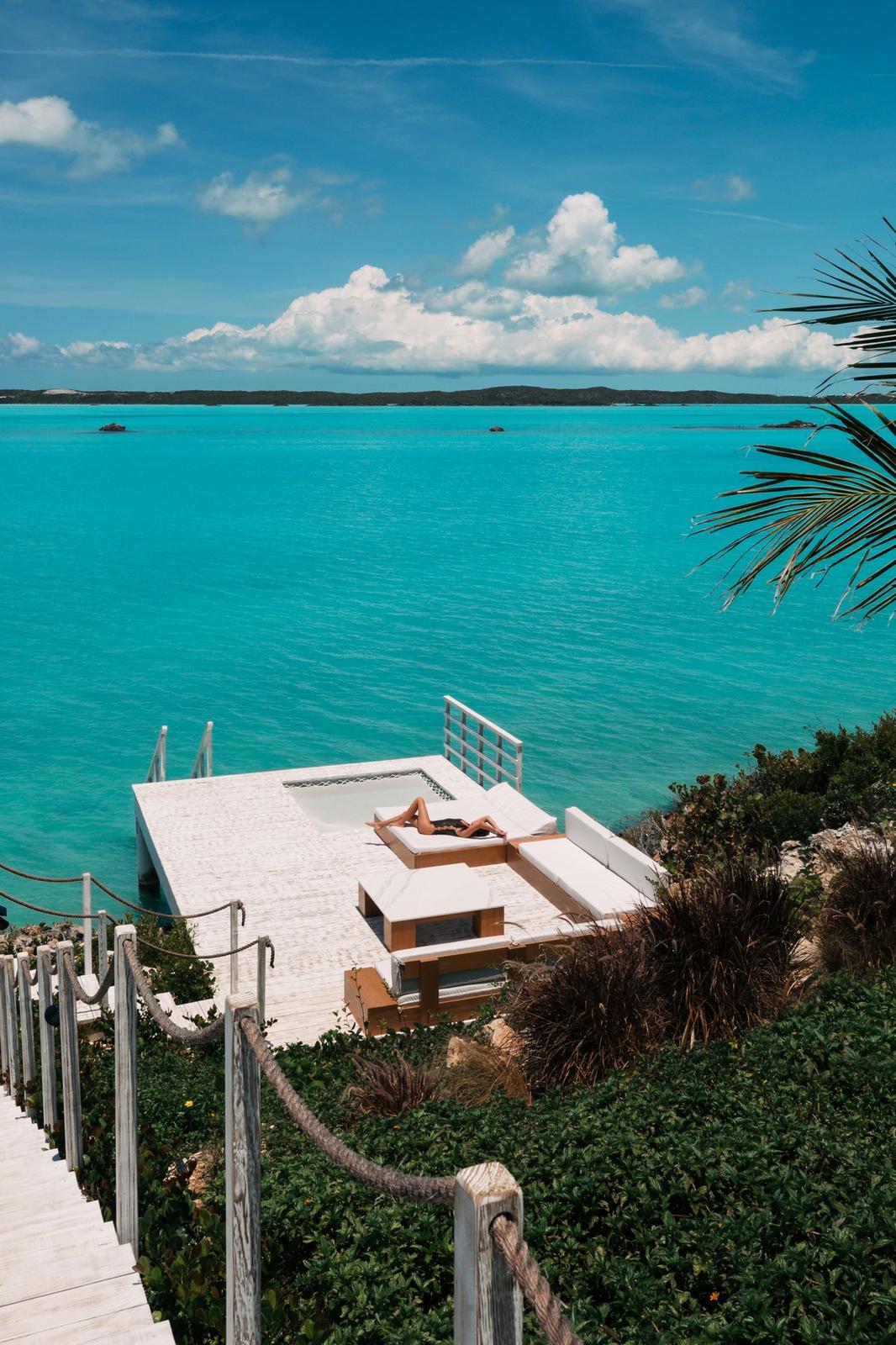 5-bedroom waterfront villa in Chalk Sound, Providenciales — photo 4