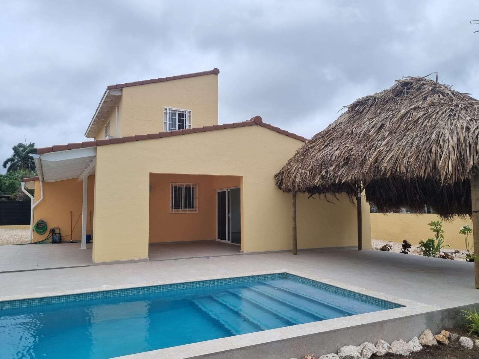 4 bedroom house for rent in Kwartje, Curaçao — photo 1