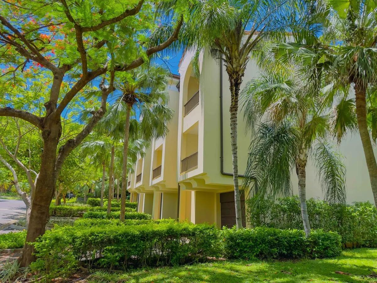 4 Bedroom Townhome for Sale, Pacifico, Playas del Coco — photo 1