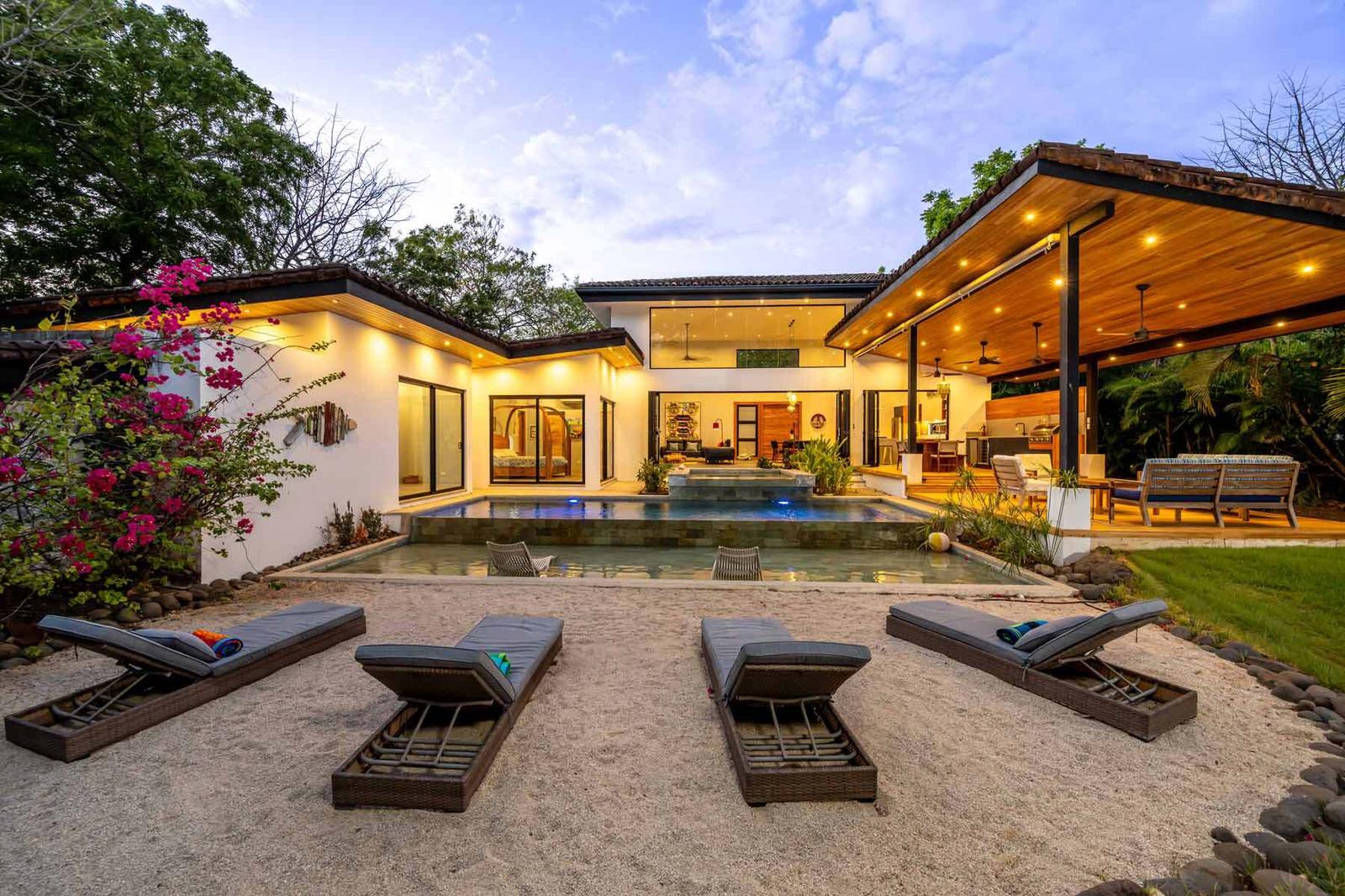 4 Bedroom Home for Sale, Las Golondrinas, Hacienda Pinilla, Tamarindo, Guanacaste, Costa Rica — photo 1
