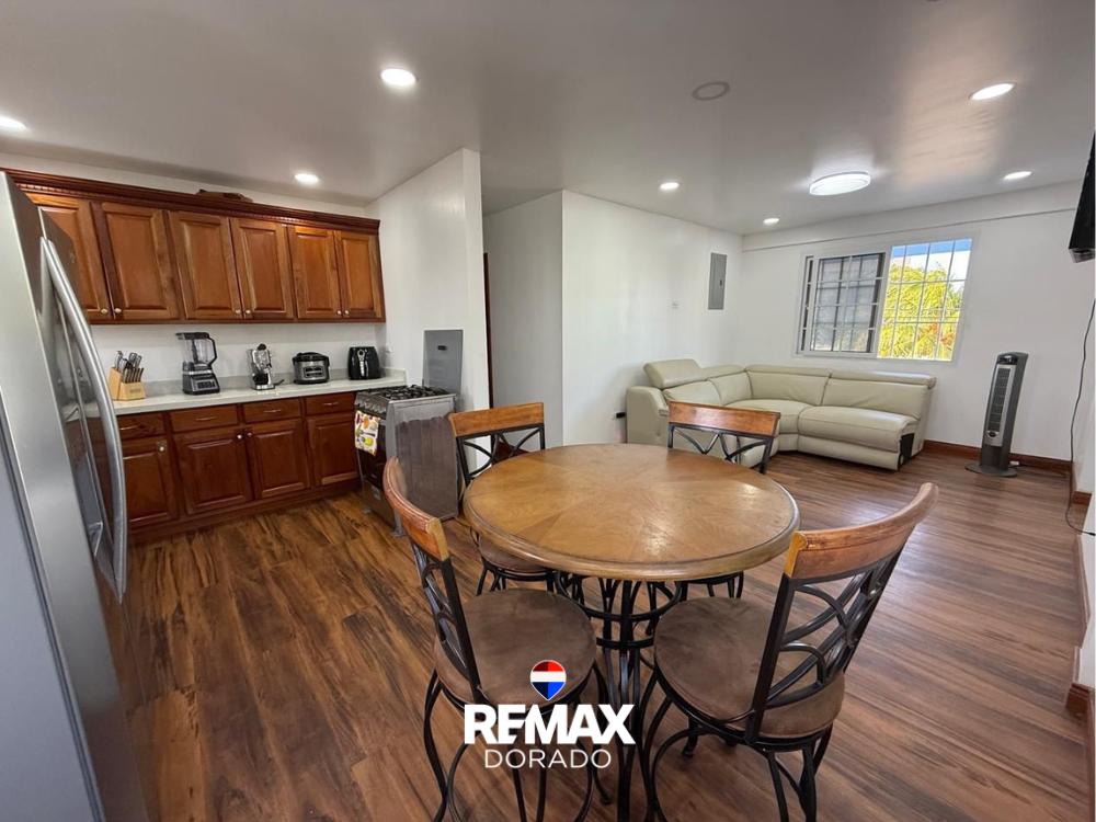 Move-In Ready Modern 4-bedroom Home — photo 4