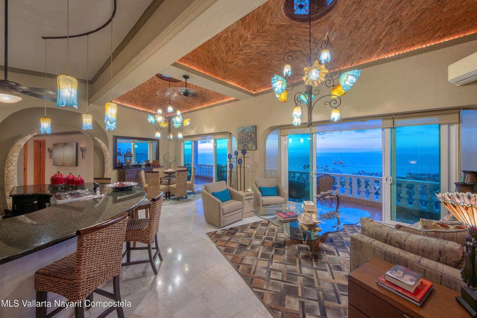 3 Bedroom Penthouse Condo 5 for Sale, Vista al Mar, Puerto Vallarta, Jalisco, Mexico — photo 1