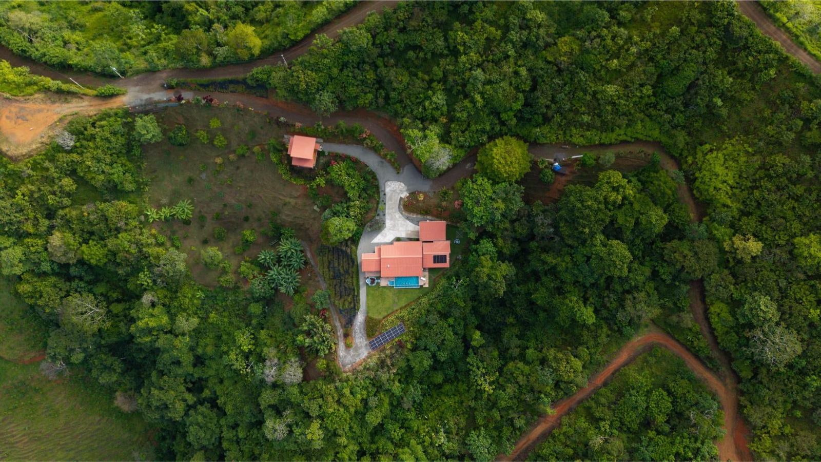 3 Bedroom Luxury Mountain Home for Sale, Cacao Ridge, Platanillo, Costa Rica — photo 3