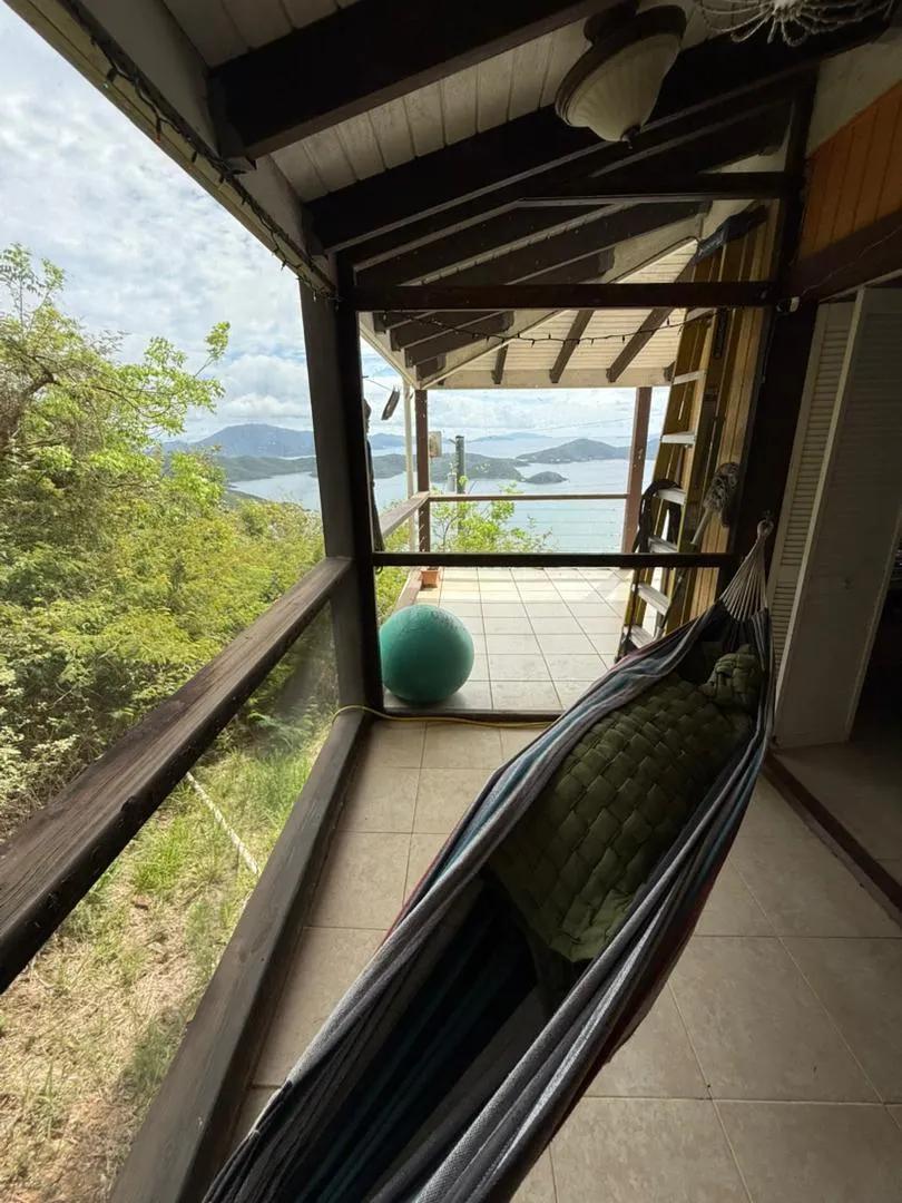 1 Bed 2 Baths 982 Sqft - St John Island — photo 5