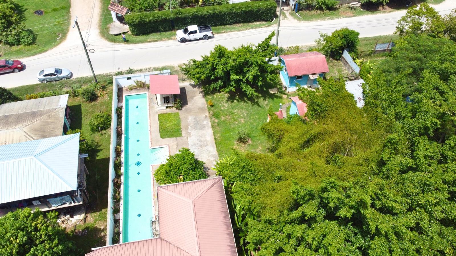 Riverfront Property with 5 Buildings in Bullet Tree Falls, Cayo District, Belize — photo 4