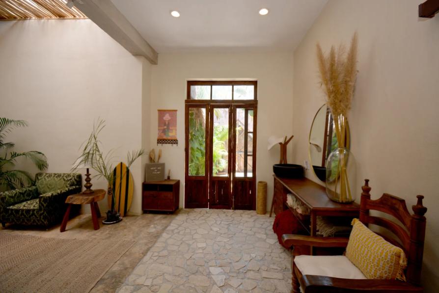 Solar Urbano 3BR Tulum Vintage Home — photo 4