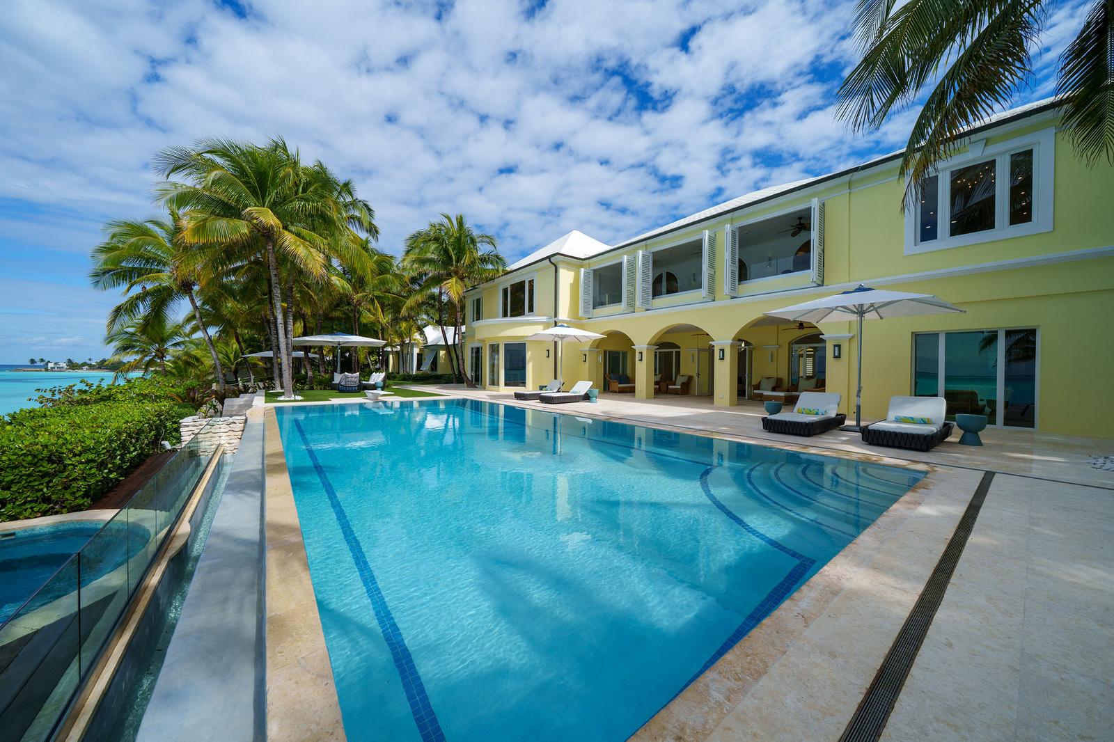 Jungle Cove, Iconic Beachfront Estate — photo 5