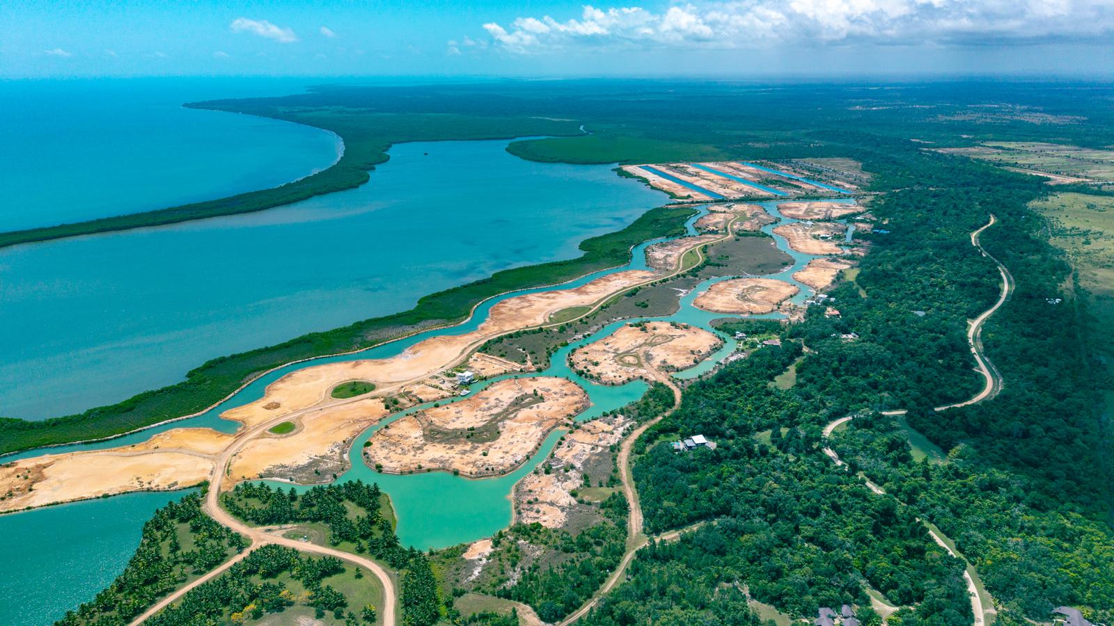 Sapodilla Ridge Properties in Red Rock — photo 2