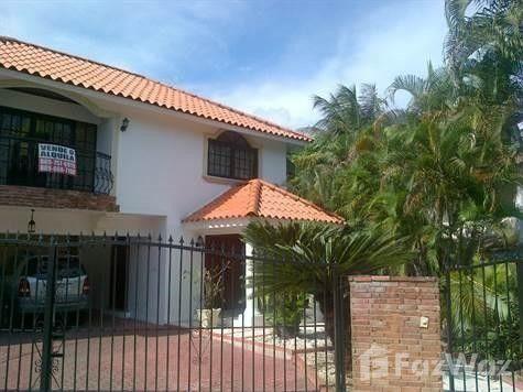 3-bedroom house in Santo Domingo, Distrito Nacional — photo 1