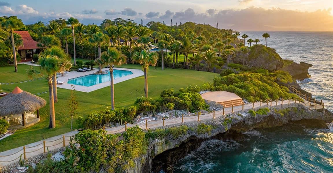 5-bedroom oceanfront villa in Sea Horse Ranch, Cabarete — photo 4