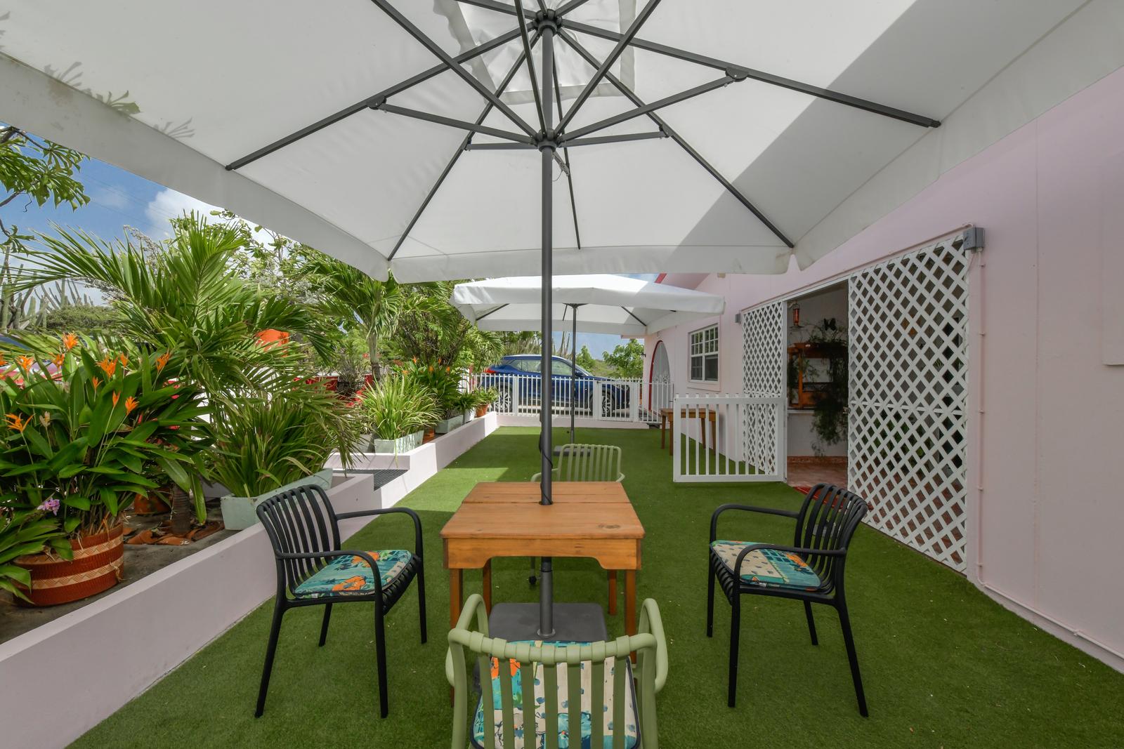 4 Bedroom Single Family Home/House for Sale in Santa Cruz, Aruba — photo 3