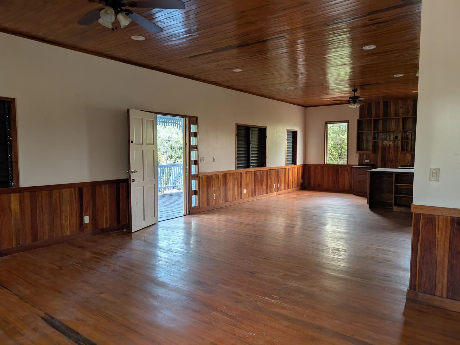 2 Bedroom Home for Sale, Playa de Piratas, Placencia, Belize — photo 4