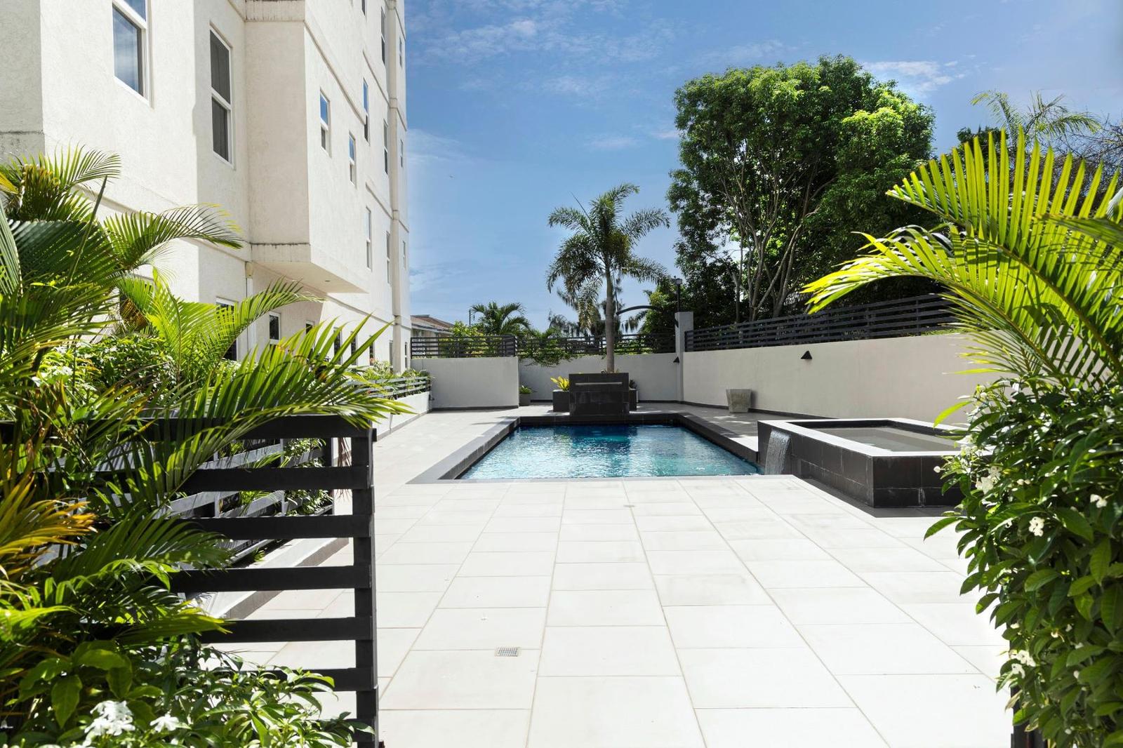 4 Bedroom Penthouse for Sale, The Linneman, Kingston, Jamaica — photo 3