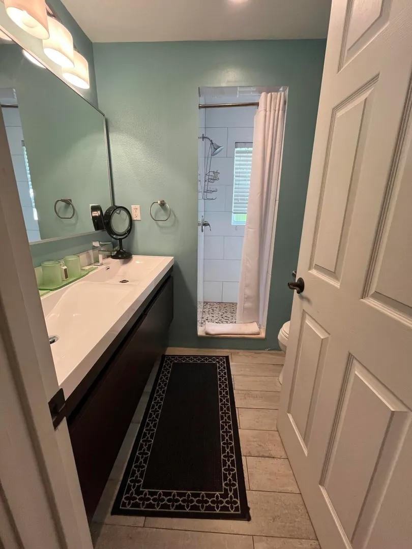 3 Beds 2 Baths Estate Cruz Bay Town — photo 5